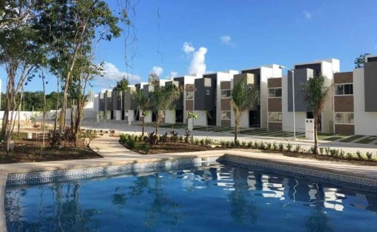 NO AGUANTARON NI UN AÑO: Exhiben deficiencias de desarrolladora Inca en Playa del Carmen