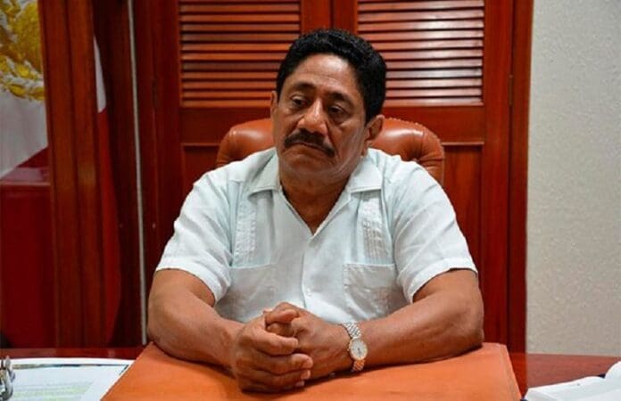 Otoniel Segovia, implicado en denuncia penal por peculado