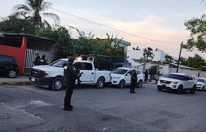 Detienen a tres personas con droga, durante cateo en Cancún
