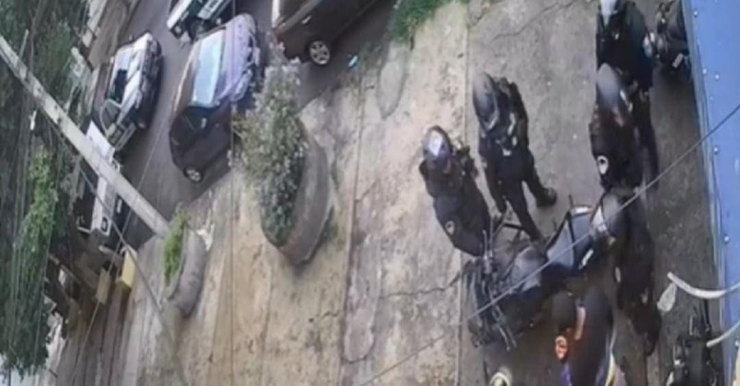 Video: Policías de Cdmx roban a una persona durante revisión; ya fueron suspendidos