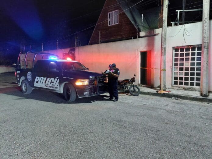 Encuentran cuerpo de hombre suspendido en una cuartería de Playa del Carmen 