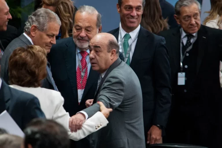 Juez concede suspensión definitiva a Murillo Karam contra vinculación a proceso por caso Ayotzinapa