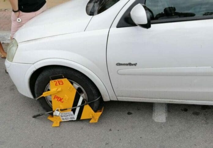 Propondrá Adrián Pérez Vera iniciativa para evitar abusos de Playaparq y las grúas 