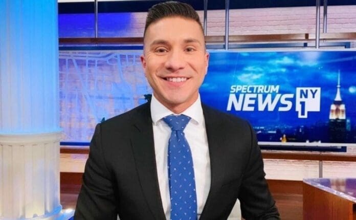 Un meteorólogo fue despedido de la empresa en la que trabajaba luego de que se filtrara un video íntimo suyo. Ya entabló una demanda.