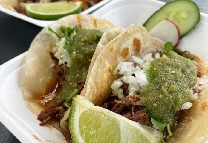 La taquería de una mexicana en Reino Unido enfrenta problemas. Y es que una empresa registrò la palabra como si se tratara de una marca.