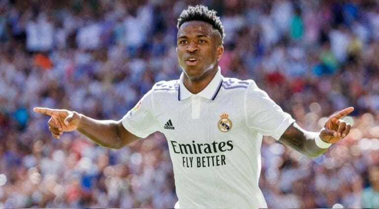 Vinicius Jr ha sido blanco de ataques racistas en las últimas horas. Varios jugadores y ex jugadores han salido a respaldarlo.