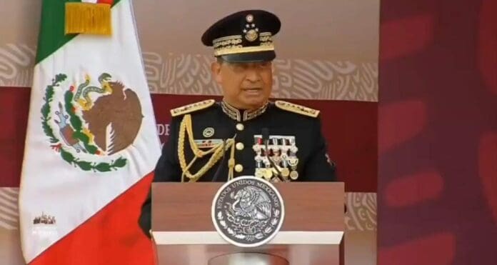 El titular de la Sedena criticó a quienes se oponen a la militarización. Y destacó el papel que desempeñan las Fuerzas Armadas.