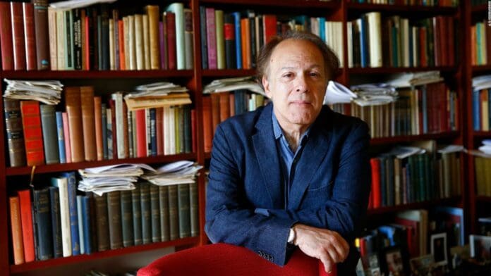 Javier Marías muere a los 70 años por dificultad para respirar