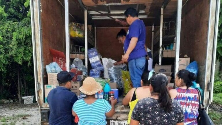 Planea Ayuntamiento de Benito Juárez ampliar el próximo año el programa Tienda Móvil