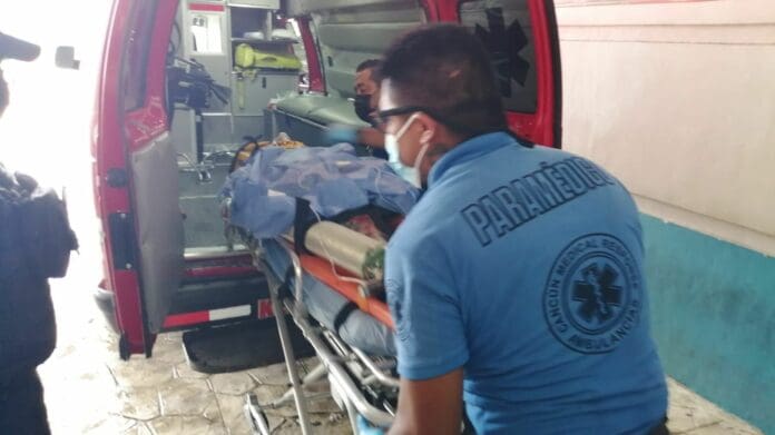 Balean a hombre afuera de una cuartería en la Supermanzana 66 de Cancún