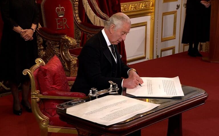 Una semana caótica para la realeza Británica