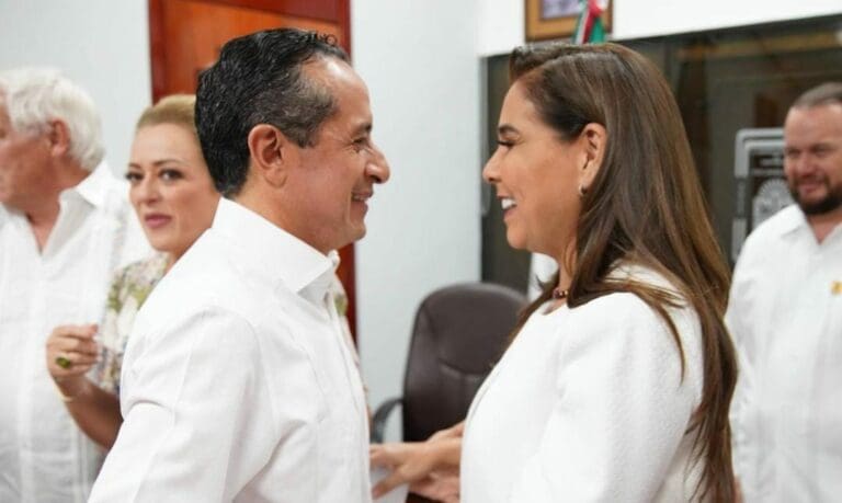 La transición entre el gobierno saliente de Carlos Joaquín y el entrante de Mara Lezama se lleva con orden, por el bien de la entidad.