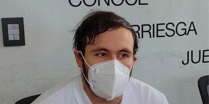 Asegura José Monroy tener residencia en Quintana Roo