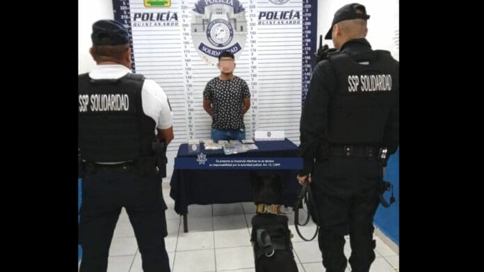 Menor de edad es detenido en posesión de diversas drogas en Solidaridad