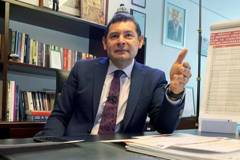 Alejandro Armenta es elegido como presidente del Senado