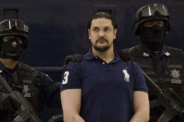 Dictan 36 años de prisión a “El JJ”, agresor de Salvador Cabañas en el Bar Bar en 2010