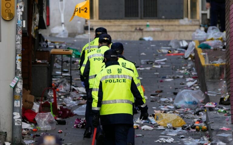 "No podía respirar": Mexicana sobrevivió a estampida en Corea del Sur