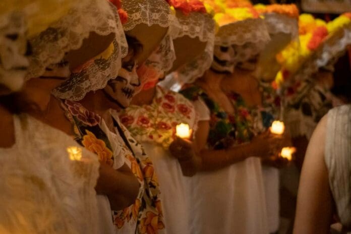 Invita Mara Lezama a disfrutar en familia las fiestas populares del Hanal Pixán