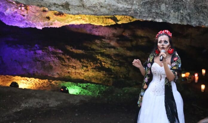 Arrancó “festival Janal Pixán en Solidaridad