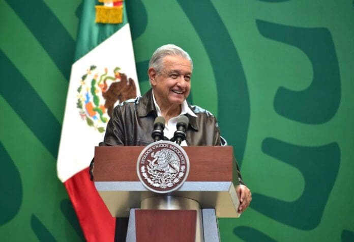 AMLO rechazó que su gobierno vaya a pactar con la delincuencia organizada, tal como propuso Manuel Espino.