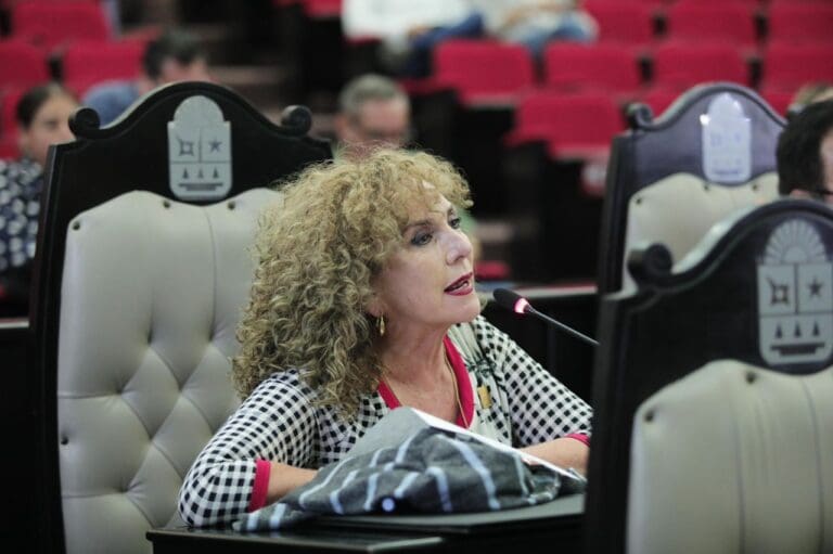 Interrupción de la gestación es un tema de salud pública, no moral: Luz María Beristain 