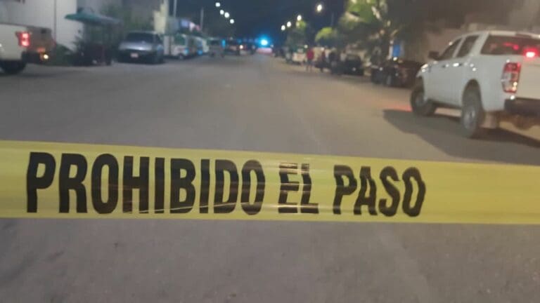 Descarta dirigente de la CROC vínculo de mototaxistas con crimen organizado, tras ataque armado en Playa del Carmen