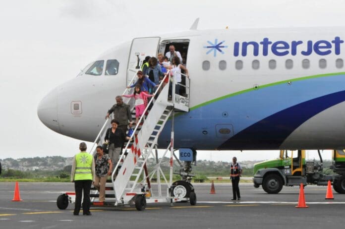 Pasajeros ganan demanda contra Interjet; debe pagarles 144 mdp por concepto de viajes afectados