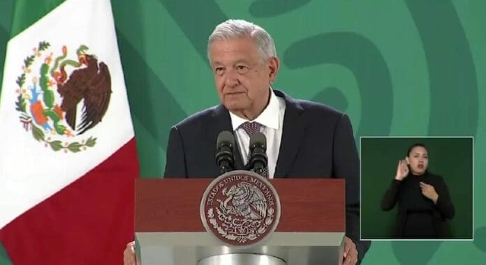 AMLO impidió este miércoles que el titular de la Sedena respondiera a cuestionamientos sobre el hackeo que sufrió la dependencia.