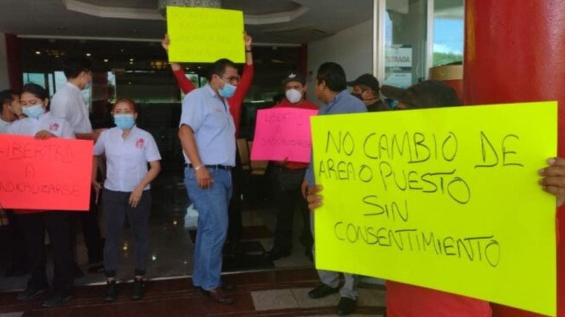 Trabajadores de Hong Kong denuncian que siguen las presiones laborales tras formar su sindicato