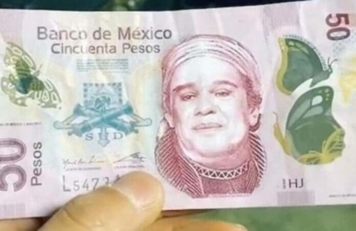 Autoridades han alertado sobre la circulación de billetes falsos con la imagen de Juan Gabriel. Hay miles de ellos en la calles.