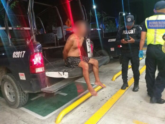 Intentan linchar a hombre que presuntamente mostraba sus partes íntimas a niños, en Playa del Carmen