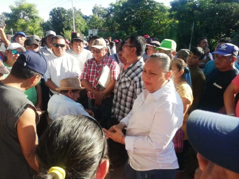 Atienden inquietudes de ejidatarios de Lázaro Cárdenas