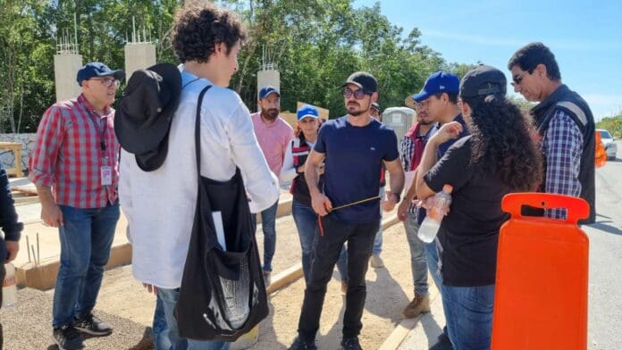Realiza Román Meyer recorrido en la zona arqueológica del Parque del Jaguar, en Tulum