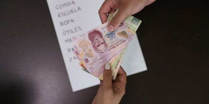 Mamá exigen más de 50 mil pesos en pensión para sus hijos y nueva pareja