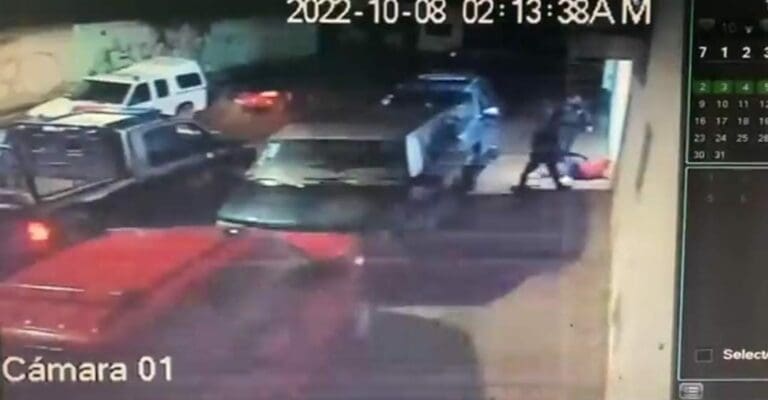 Policías cometieron un presunto abuso de autoridad el pasado de fin de semana en Zapopan. Golpearon y robaron a una persona.