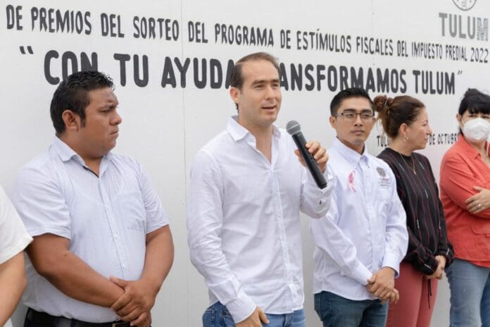 Gobierno de Tulum entrega automóvil y motocicletas a ganadores del programa impuesto predial 2022