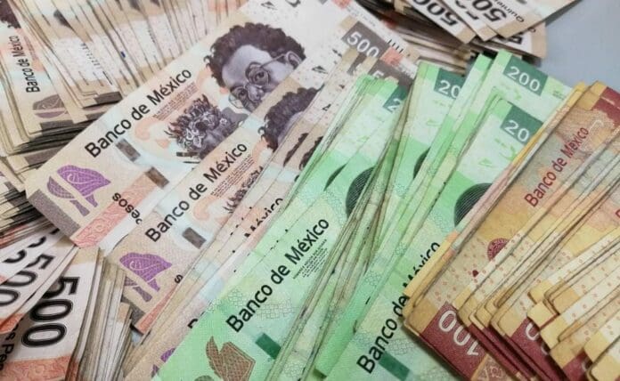 El peso mexicano amaneció este lunes siendo considerado la tercera moneda mejor apreciada en los mercados internacionales. ¿Qué tal?