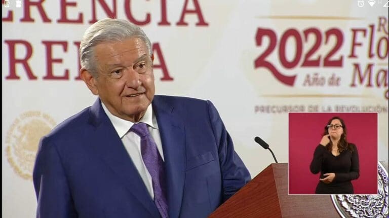 Denuncian en ‘mañanera’ presuntos casos de corrupción de Roberto Poot, líder del sindicato de trabajadores del estado