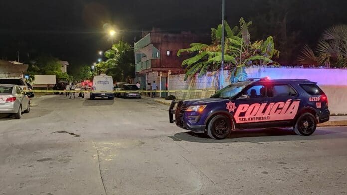 Muere un mariachi en ataque armado contra el bar 'Las Iguanas' de Playa del Carmen