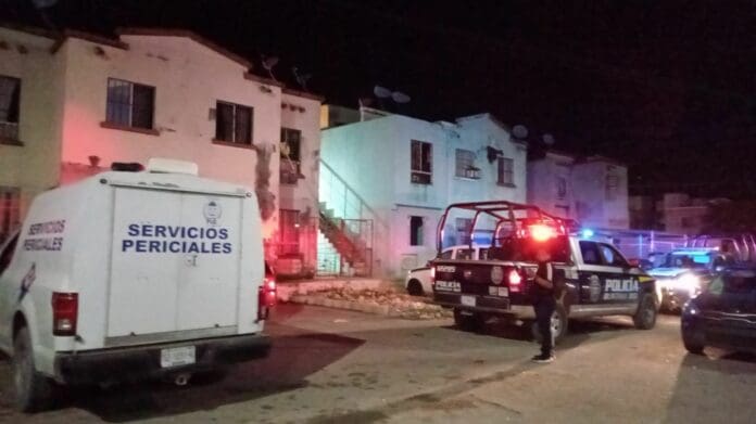 Asesinan de un disparo en la cabeza a una mujer en el fraccionamiento Villas Otoch Paraíso de Cancún 