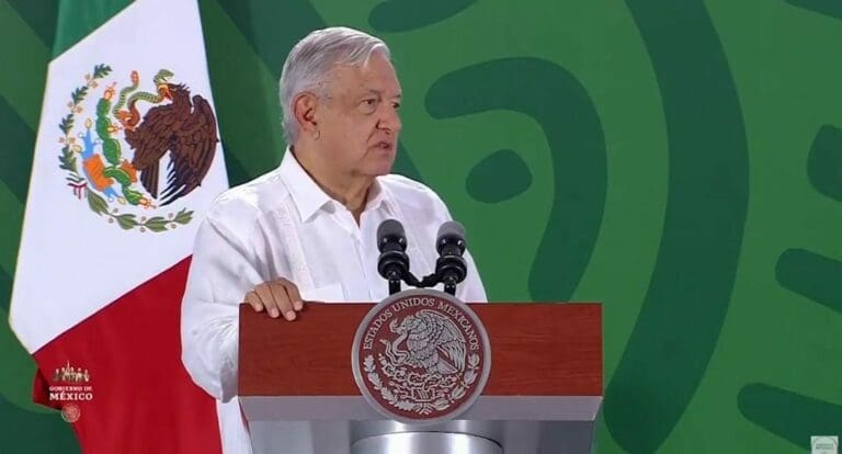 Video: Gobernadores y funcionarios podrán ir a la marcha del domingo: AMLO