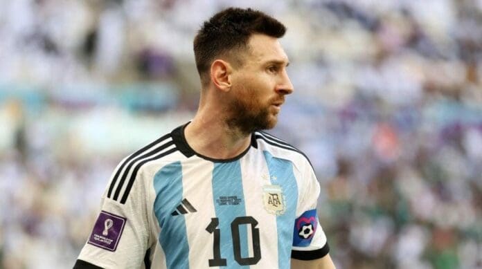Lionel Messi y Argentina recibieron un golpe inesperado este martes. Arabia Saudita derrotó a la albiceleste en la Copa del Mundo.