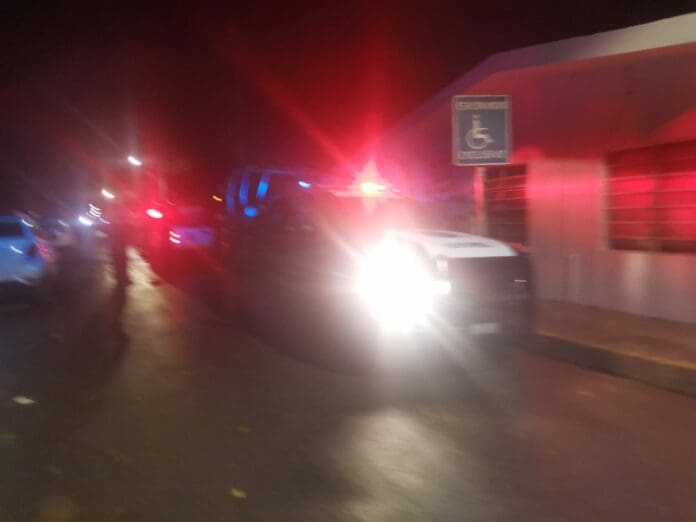 Deja al menos siete lesionados aparatoso choque carretero en José María Morelos