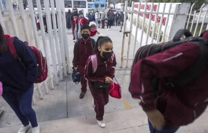 Alertan autoridades venta de droga fuera de escuelas en Morelos