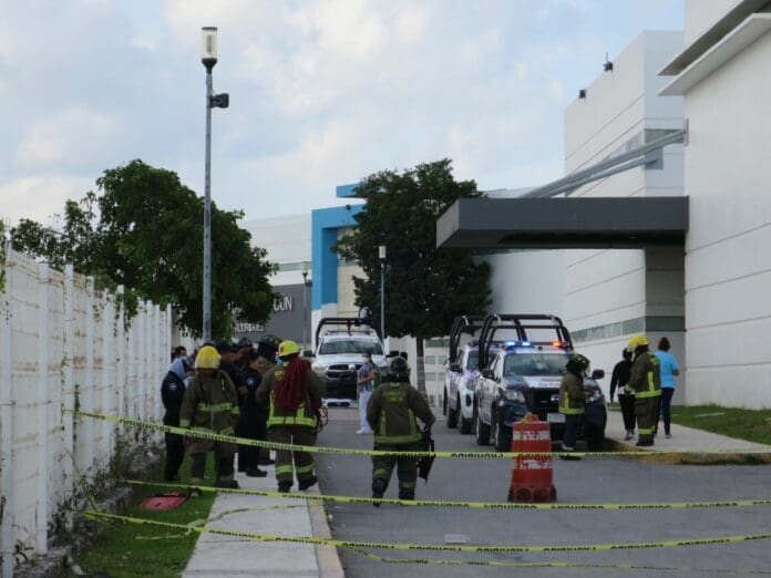 Amenaza paciente extranjero con saltar de la azotea del Hospital General de Cancún 