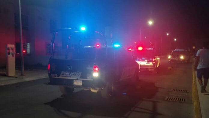 DetienEn Playa del Carmen un sujeto fue detenido por la Policía por presuntamente haber agredido a su hijastra embarazada. en a sujeto que presuntamente golpeó a su hijastra embarazada, en Playa del Carmen