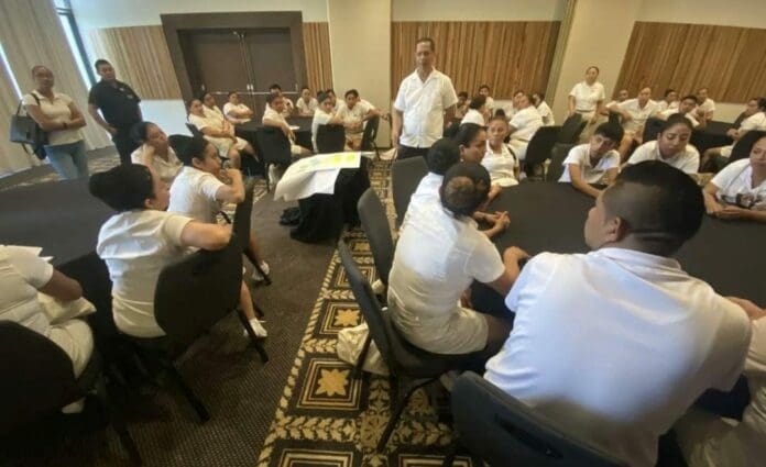 Aumento de vacaciones no va a quebrar a empresas, es un pretexto de los patrones: CROC 