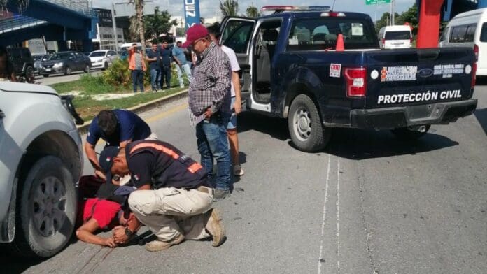 Hombre pierde la vida tras ser arrollado por camioneta en el Bulevar Playa del Carmen