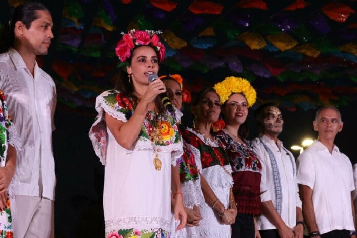 CERCA DE 50 MIL PERSONAS CELEBRARON EN FIESTAS DEL HANAL PIXÁN 2022 