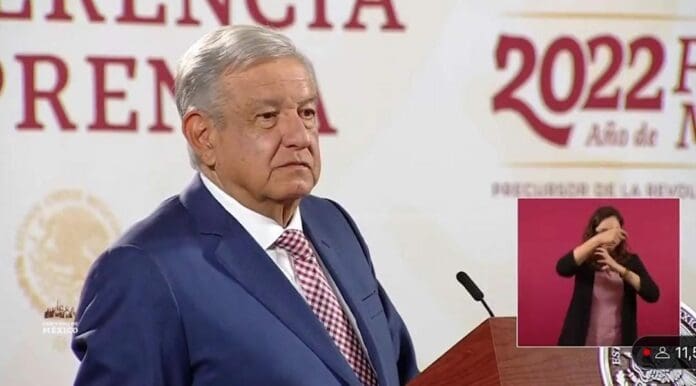 AMLO aseguró este jueves que no va a desaparecer al INE, solo quiere hacer cambios para que sí sea un órgano independiente.